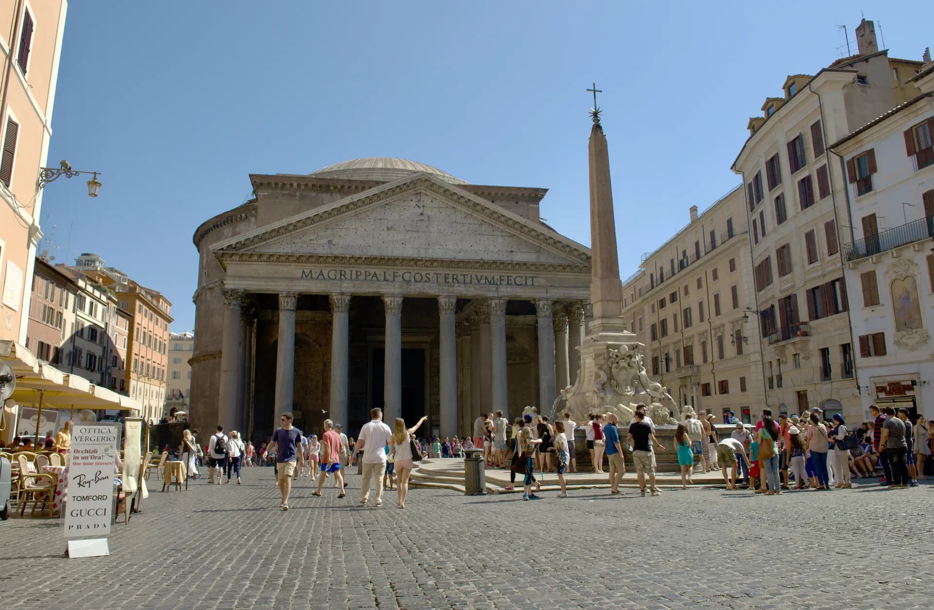 the Pantheon and Piazza della Rotunda in Rome during the day 