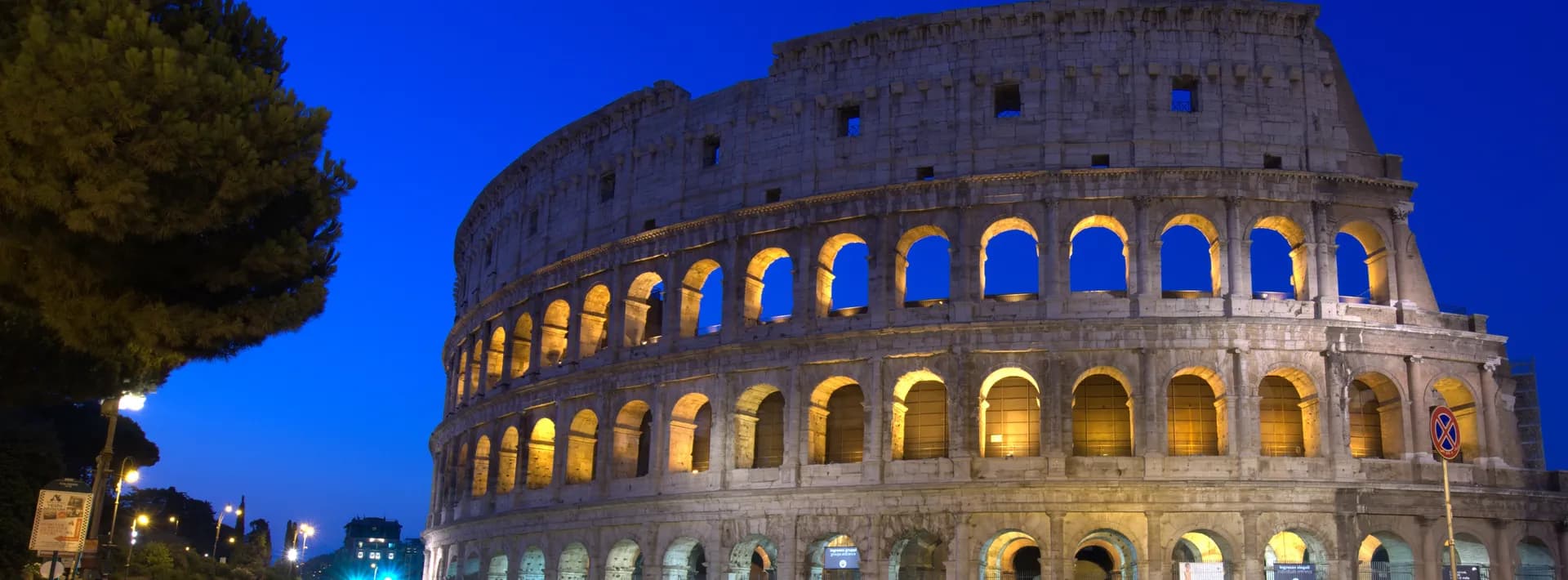 colosseum at night in Rome