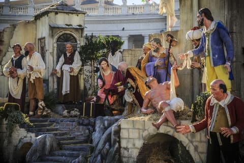 Start of Christmas and year-end holidays in Italy stick to traditional dates