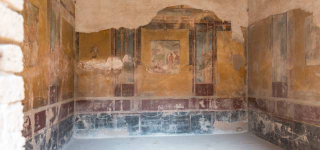 Fresco paintings, Pompeii, Italy