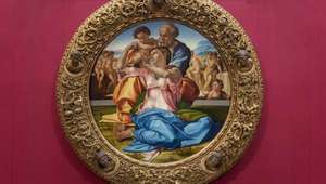 Round framed painting of the Holy Family in the Uffizi Gallery, Florence